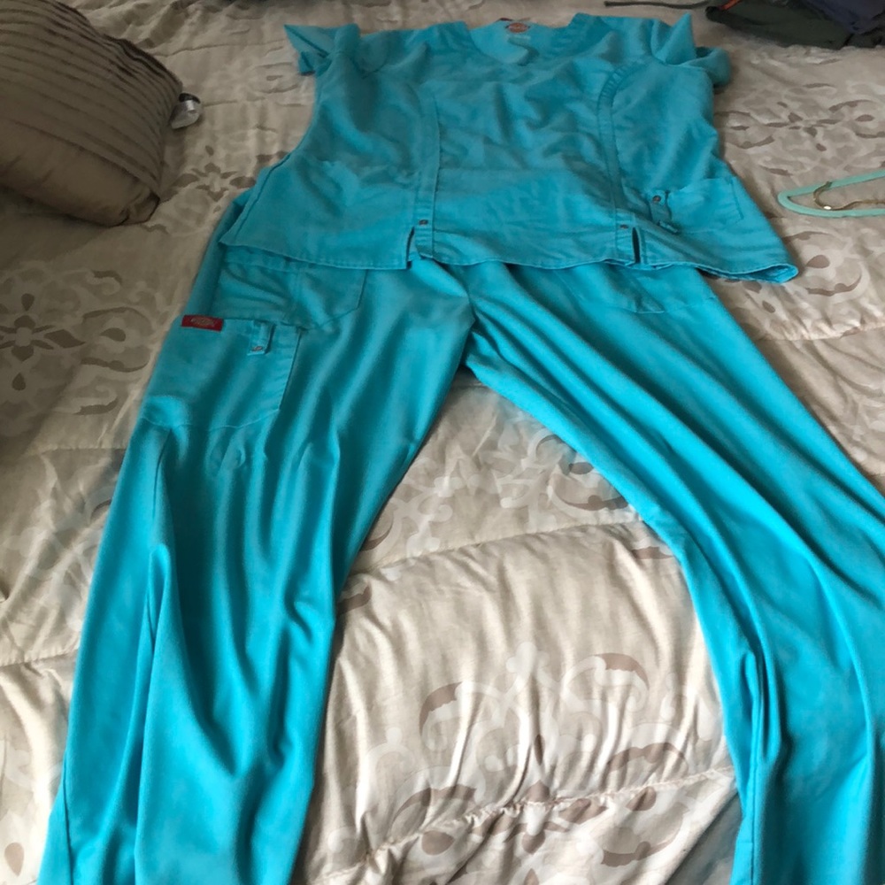Dickies scrubs